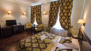 Pillowtop-Betten, Minibar, Zimmersafe, kostenpflichtige Babybetten