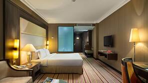 Premium bedding, minibar, in-room safe, desk