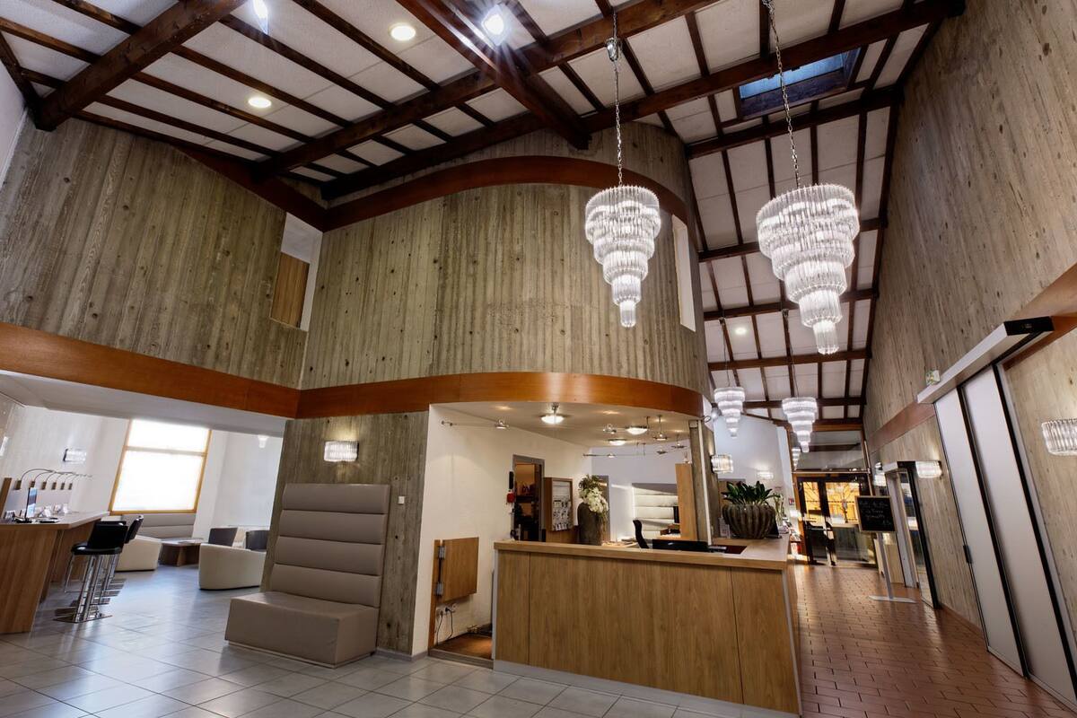 フォーラム ホテル 口コミ 部屋写真 料金 お得情報 エクスペディア