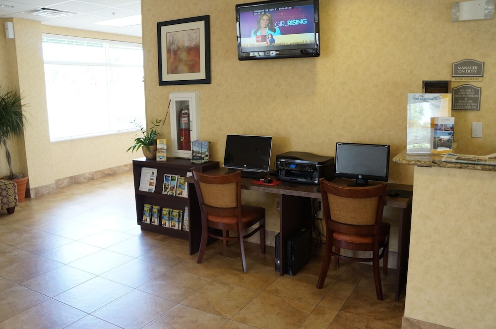 Quality Inn & Suites Near Fairgrounds Ybor City