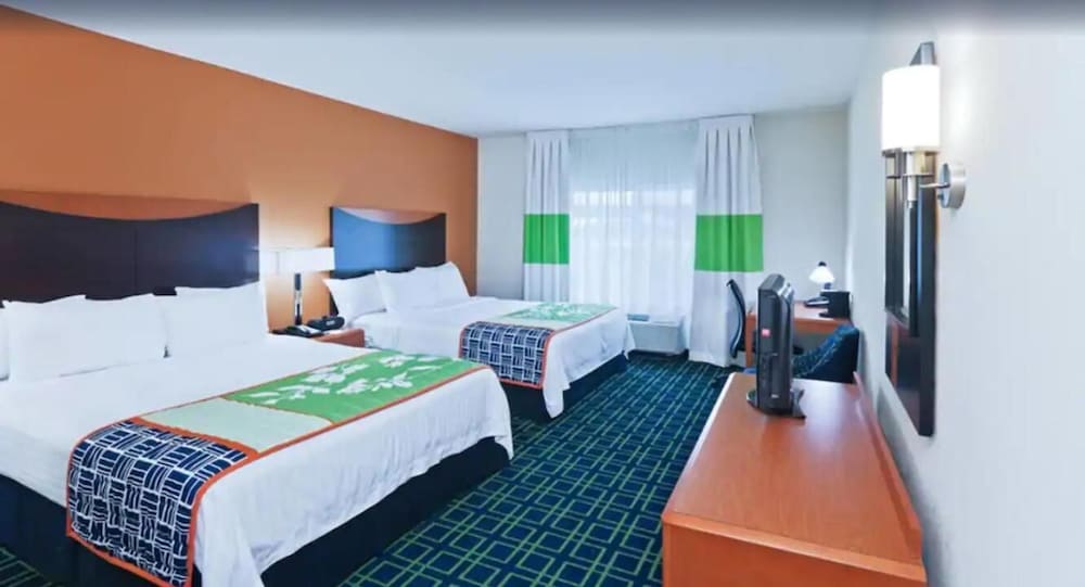 Fairfield Inn & Suites Tulsa Southeast/Crossroads Village