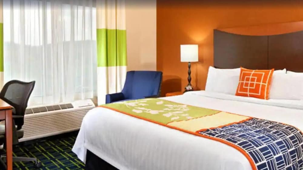 Fairfield Inn & Suites Tulsa Southeast/Crossroads Village