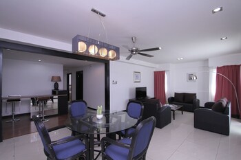 Likas Square Apartment Hotel Reviews Photos Rates Ebookers Com