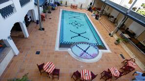 Piscine extérieure