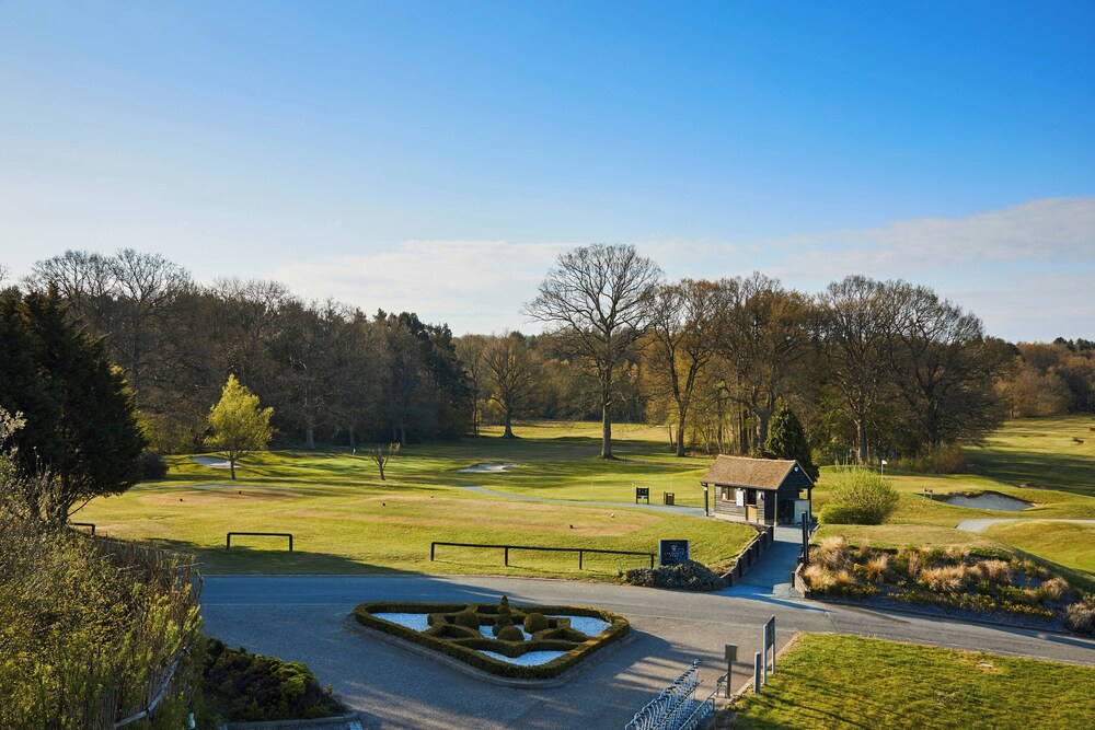 Lingfield Park Marriott Hotel & Country Club