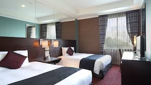 Desk, blackout curtains, iron/ironing board, free WiFi