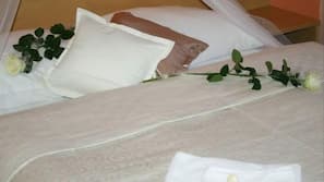In-room safe, desk, cots/infant beds, free WiFi