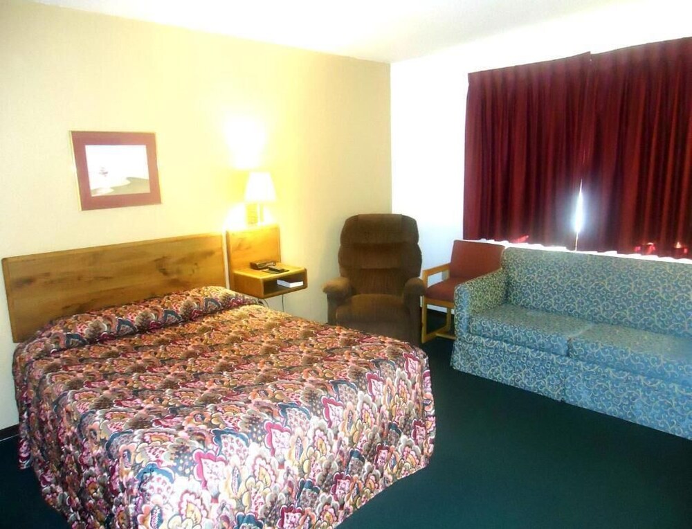 America's Stay Inn Stewartville