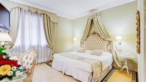 Hypo-allergenic bedding, minibar, in-room safe, desk