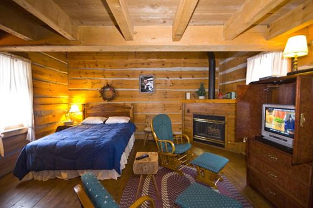 Galena Log Cabin Getaway In Galena Cheap Hotel Deals Rates