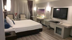 Lakens van Egyptisch katoen, luxe beddengoed, een minibar