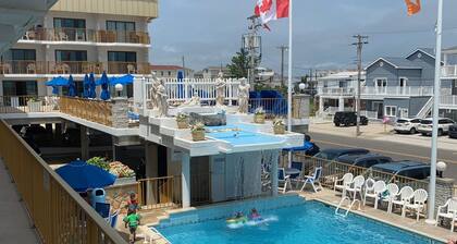 Roman Holiday Motel