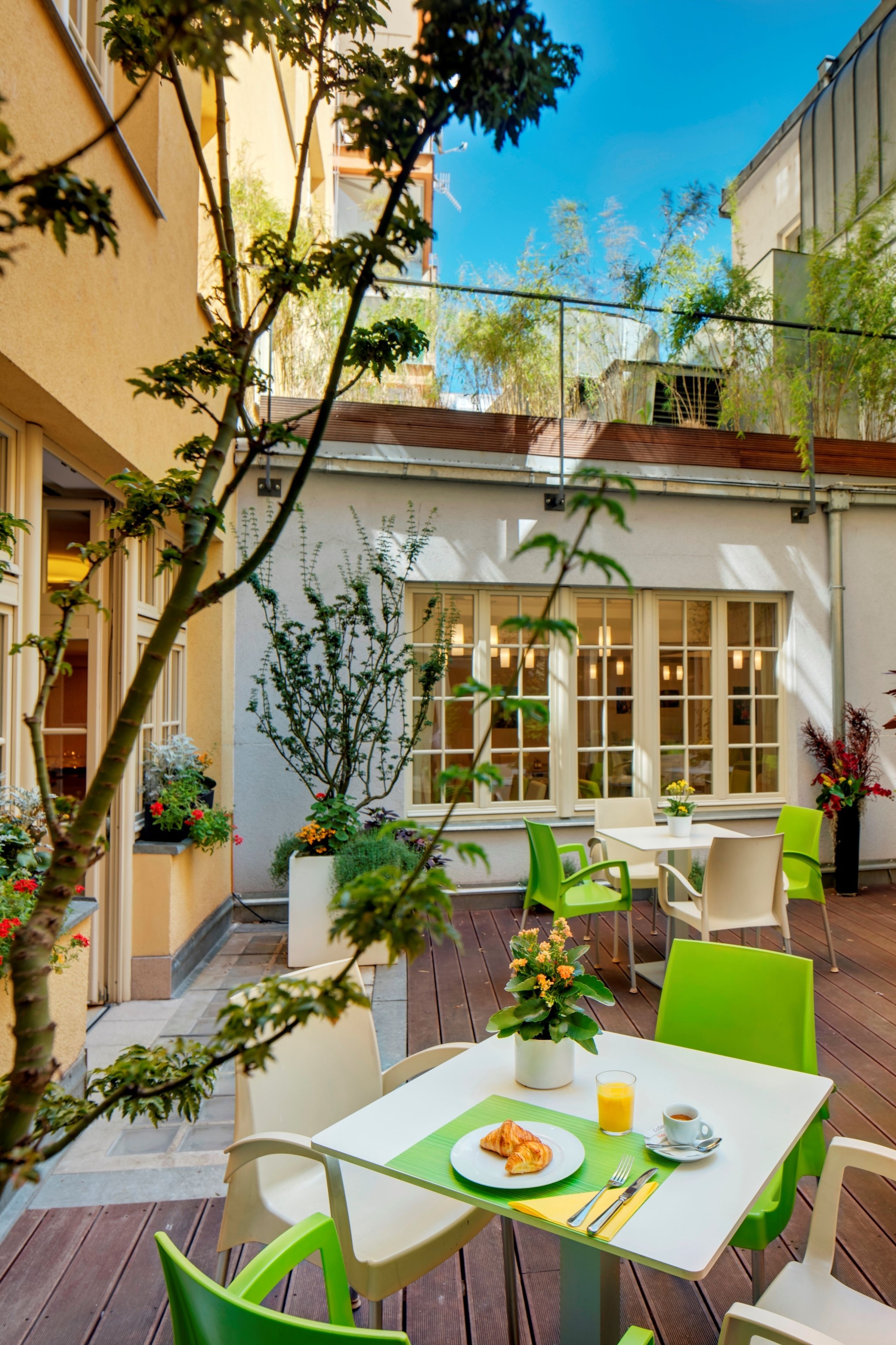 Hotel Clement