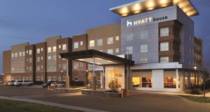 HYATT house Denver Airport