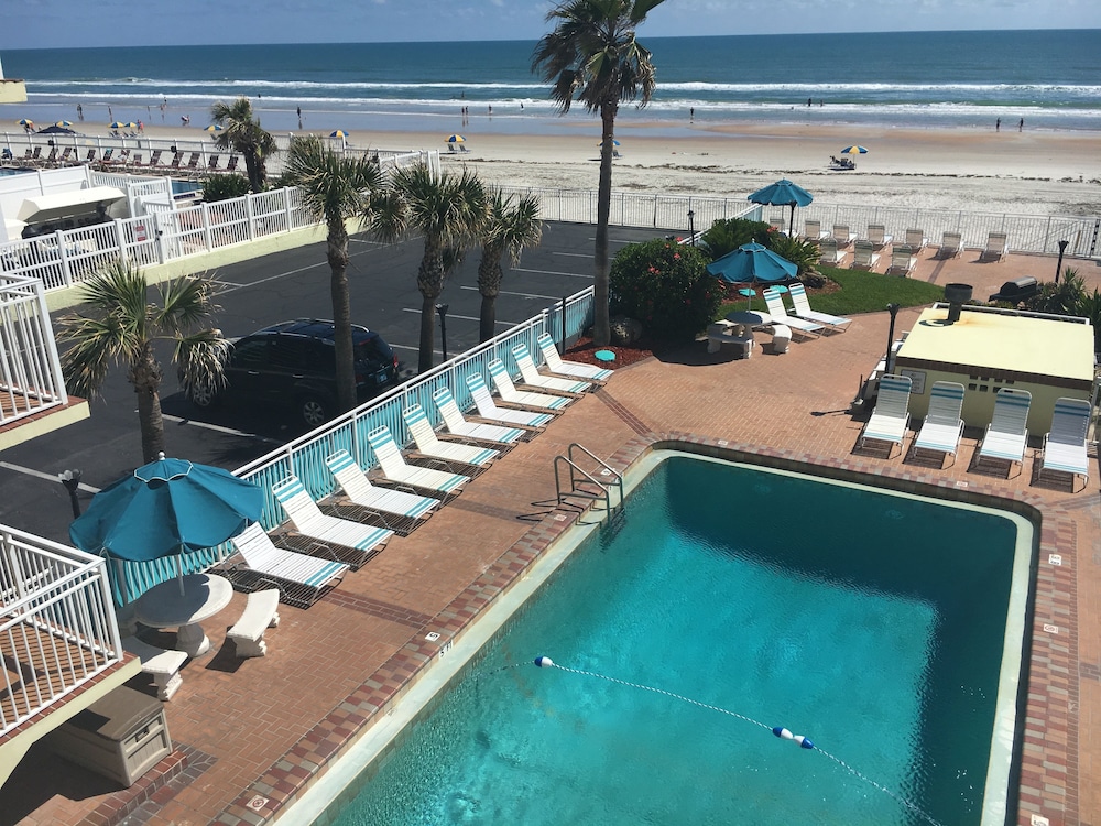 Sea Shells Beach Club, Daytona Beach 89 Room Prices & Reviews