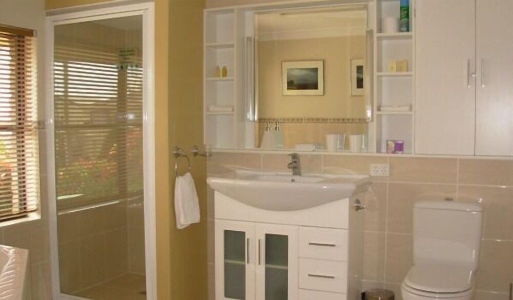Bathurst Heights Bed and Breakfast