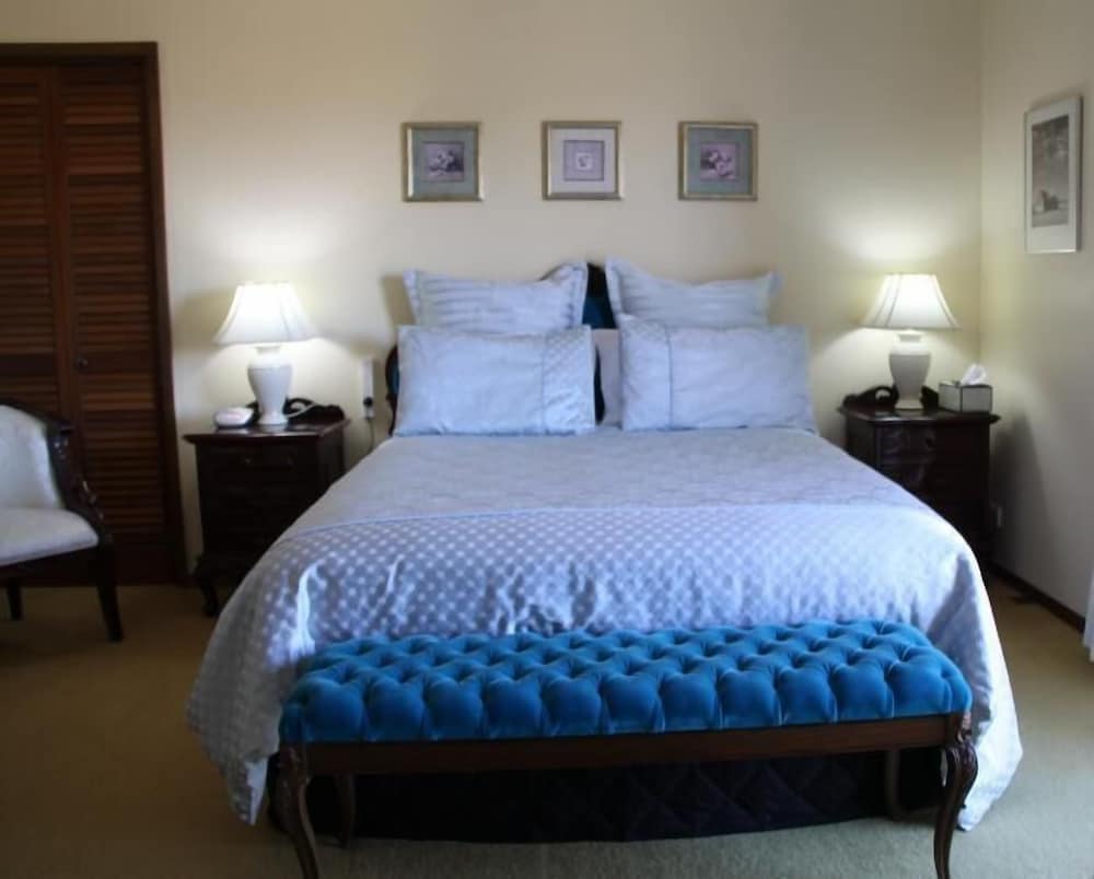 Bathurst Heights Bed and Breakfast