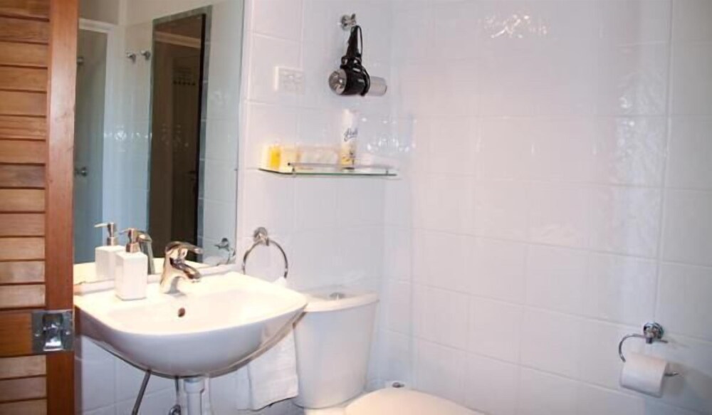 Bathurst Heights Bed and Breakfast