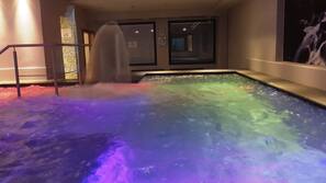 Bain à remous intérieur