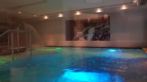 Bain à remous intérieur