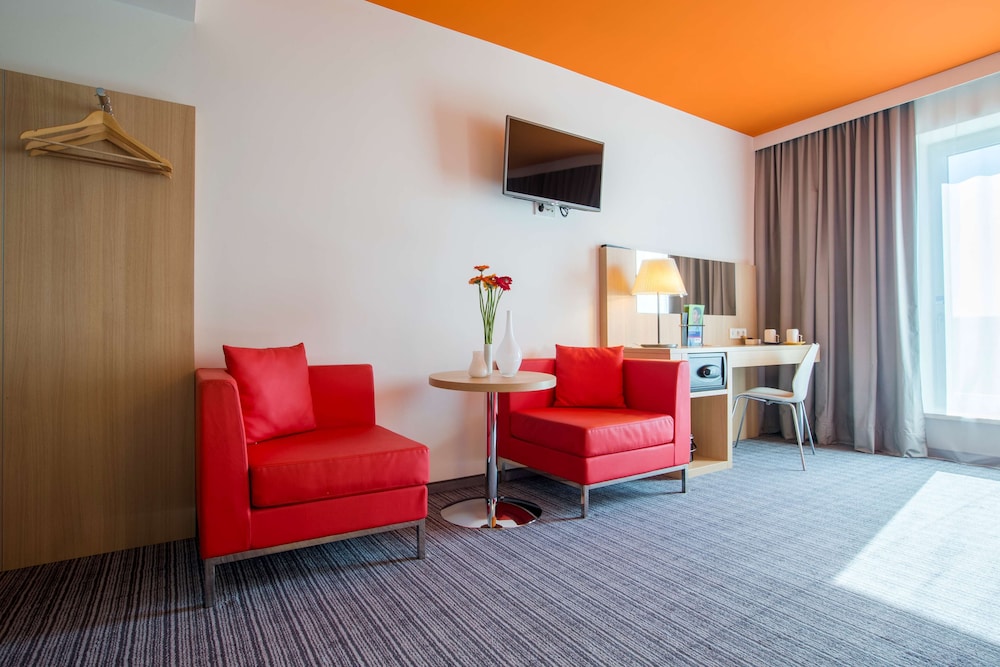 Park Inn By Radisson Frankfurt Airport Hotel Moby Park www.orbitz.com