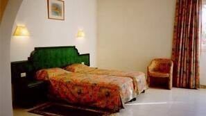 Coffre-forts dans les chambres, rideaux occultants, lits bébé (gratuits)