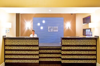 Holiday Inn Express Hotel & Suites Saint Augustine North