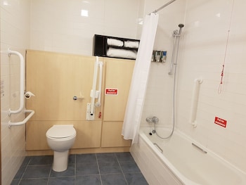 Holiday Inn Express Shrewsbury Reviews Photos Rates - 
