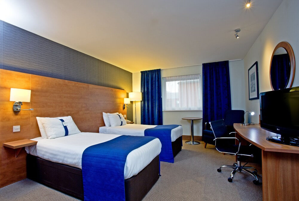 Holiday Inn Express Shrewsbury, an IHG Hotel