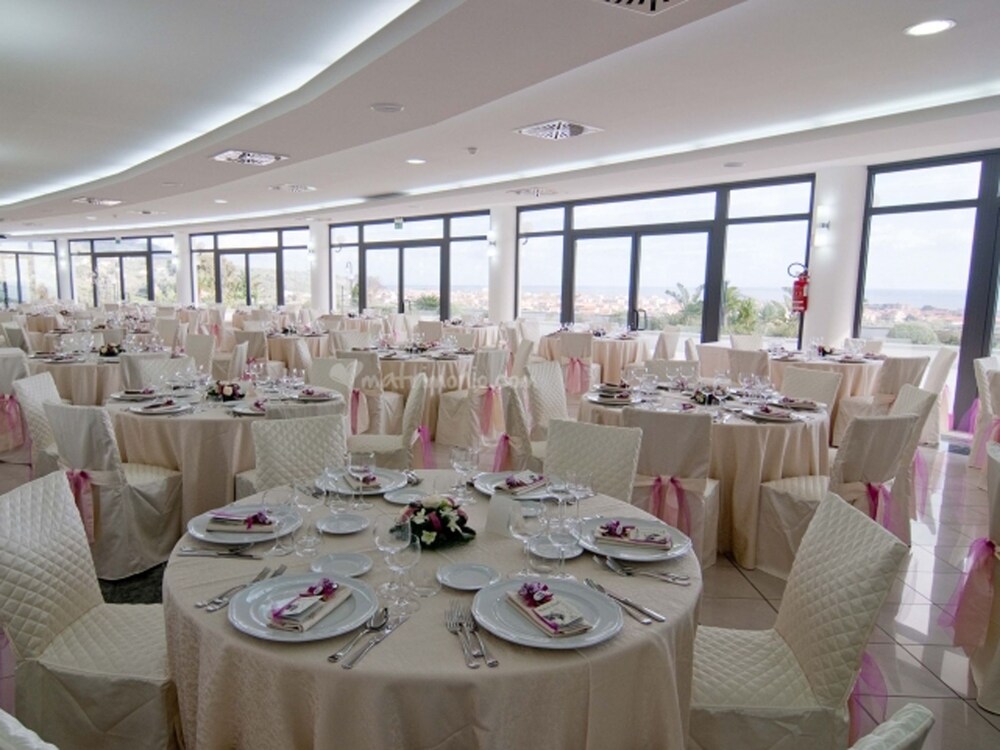 Mirabeau Park Hotel 2019 Room Prices $59, Deals & Reviews  Expedia