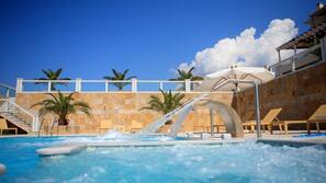 Indoor pool, 5 outdoor pools, pool umbrellas