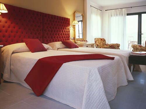Hotel Balneario De Zujar In Zujar Hotel Rates Reviews On Orbitz