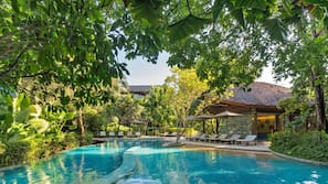 Outdoor pool, open 7:00 AM to 7:00 PM, pool umbrellas, sun loungers
