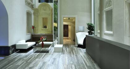 Romano House