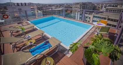 Novus City Hotel