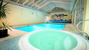 Piscine couverte