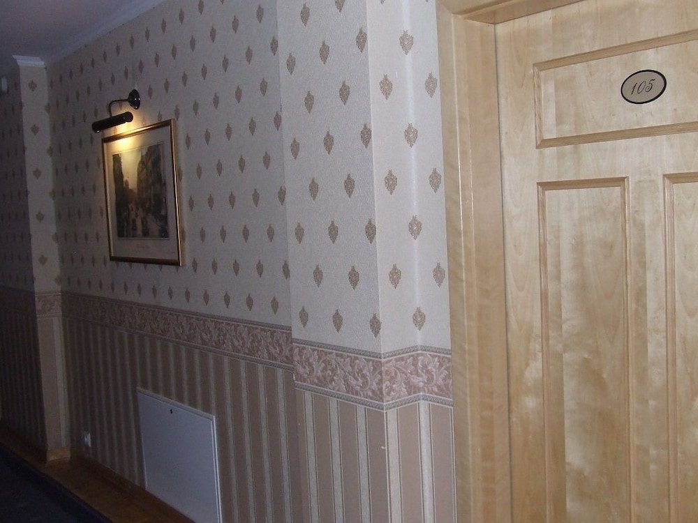 Foto - Dedek Park - historyczny dworek w pięknym Parku Skaryszewskim obok Stadionu Narodowego