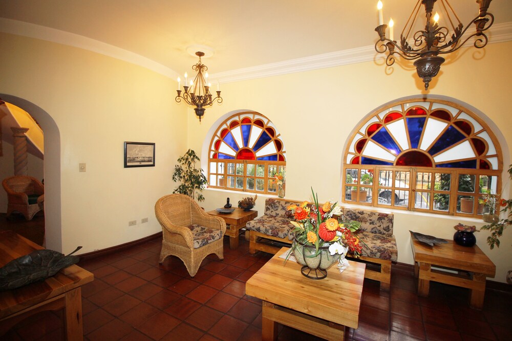 Vieja Cuba Hotel In Quito Rates Reviews On Orbitz