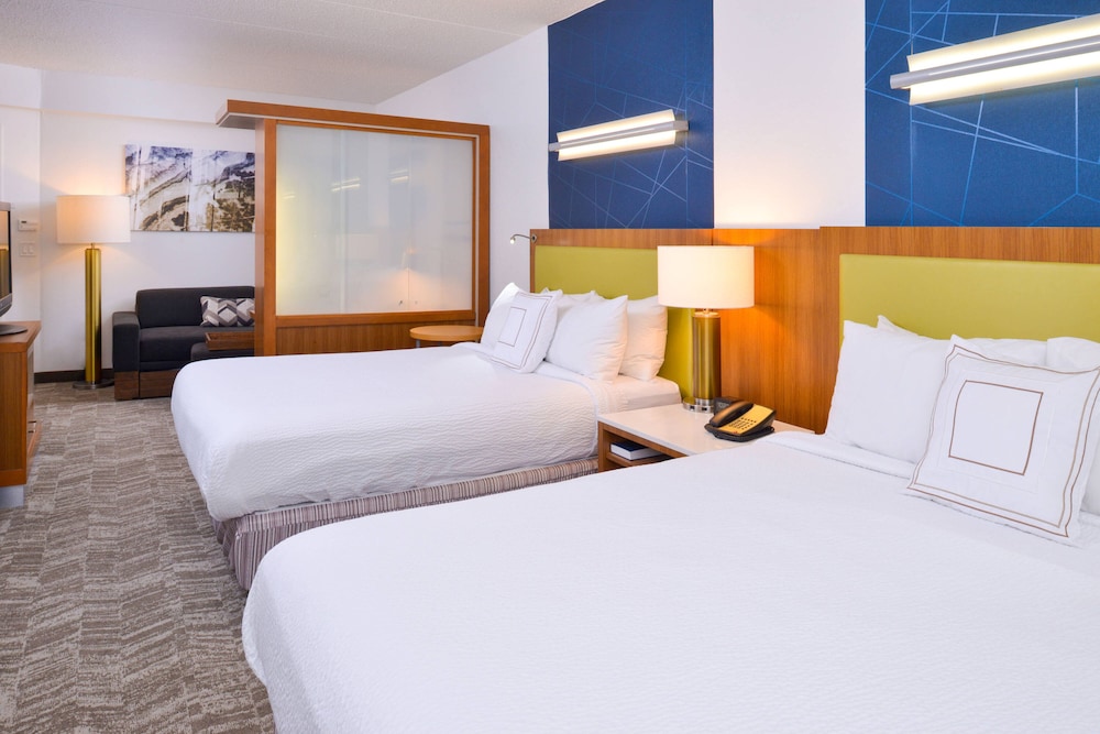 SpringHill Suites by Marriott Durham Chapel Hill - hotel rooms