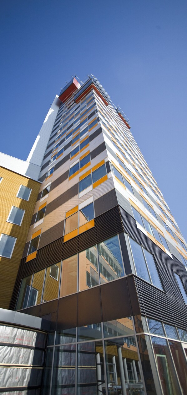 Book Sky Hotel Apartments in Linkoping