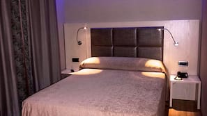 Down duvet, in-room safe, desk, blackout curtains
