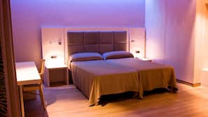 Down duvet, in-room safe, desk, blackout curtains