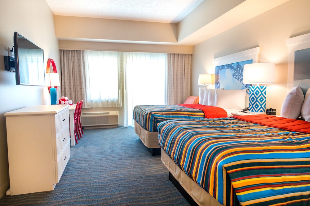 Cedar Point's Hotel Breakers 2019 Room Prices 191, Deals & Reviews