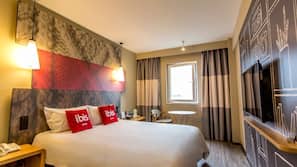 In-room safe, desk, blackout curtains, free WiFi