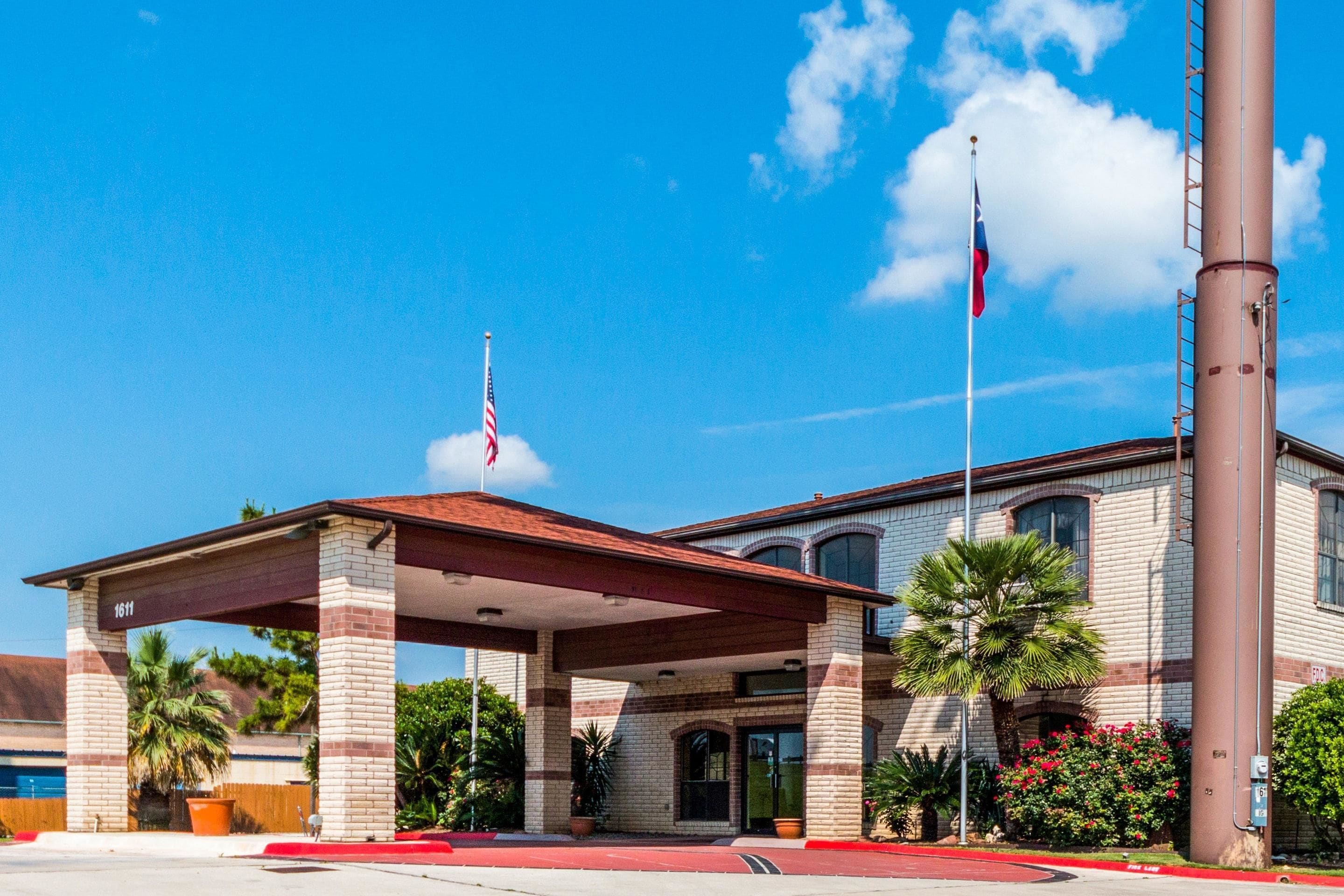 Quality Inn University near Downtown in San Marcos, United States
