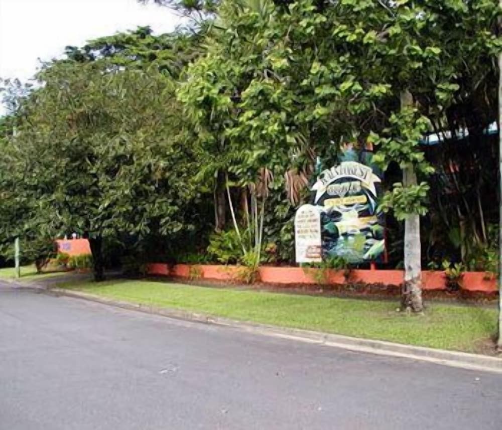 Rainforest Grove Holiday Resort