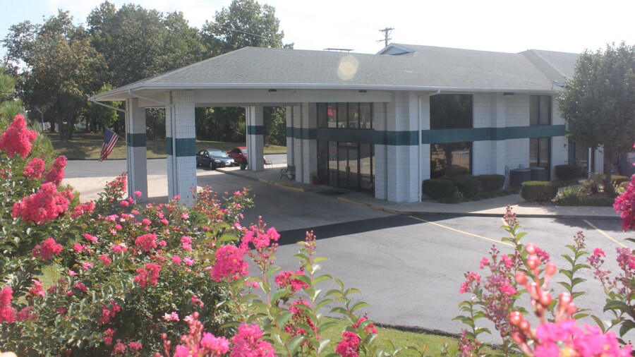 Ozark Valley Inn