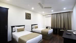 Egyptian cotton sheets, premium bedding, Select Comfort beds, minibar