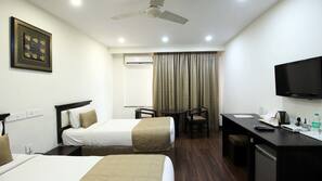 Egyptian cotton sheets, premium bedding, Select Comfort beds, minibar