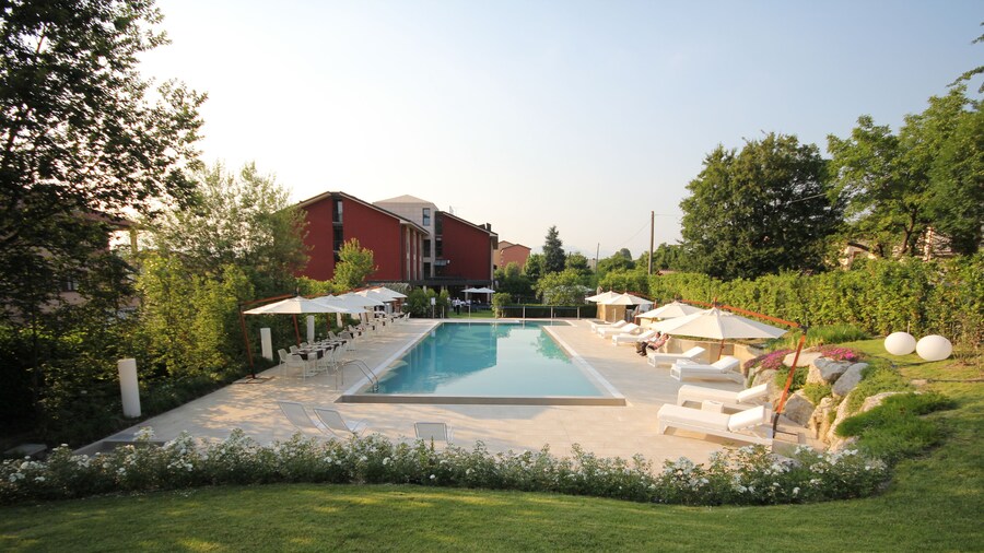 Red S Redaelli Hotel